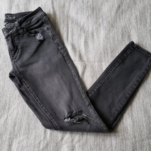 American eagle Denim - American Eagle faded distressed Jean's size 4